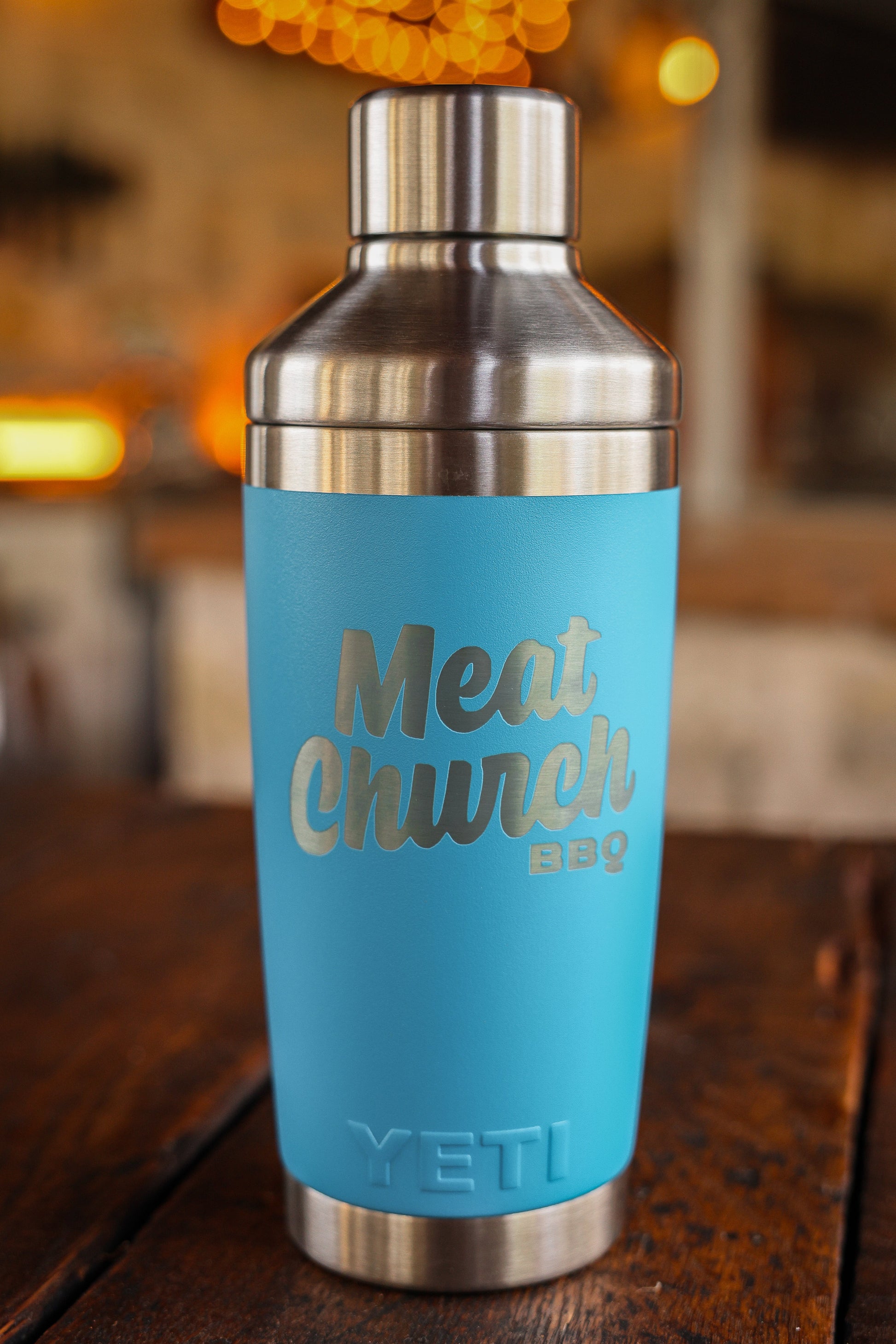 yeti-20-oz-cocktail-shaker-w9 222A9473_a70cb363-0ef2-497c-81fa-a85d28abe424.jpg